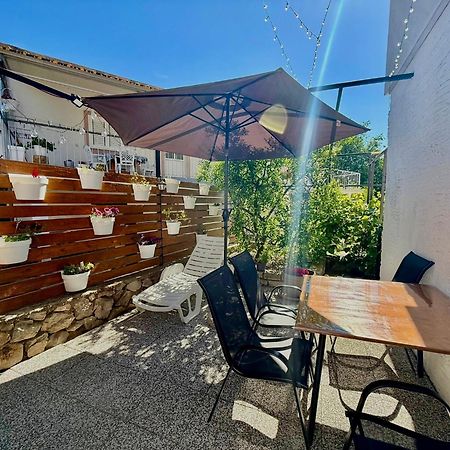 Raslina Apartment Bujas מראה חיצוני תמונה