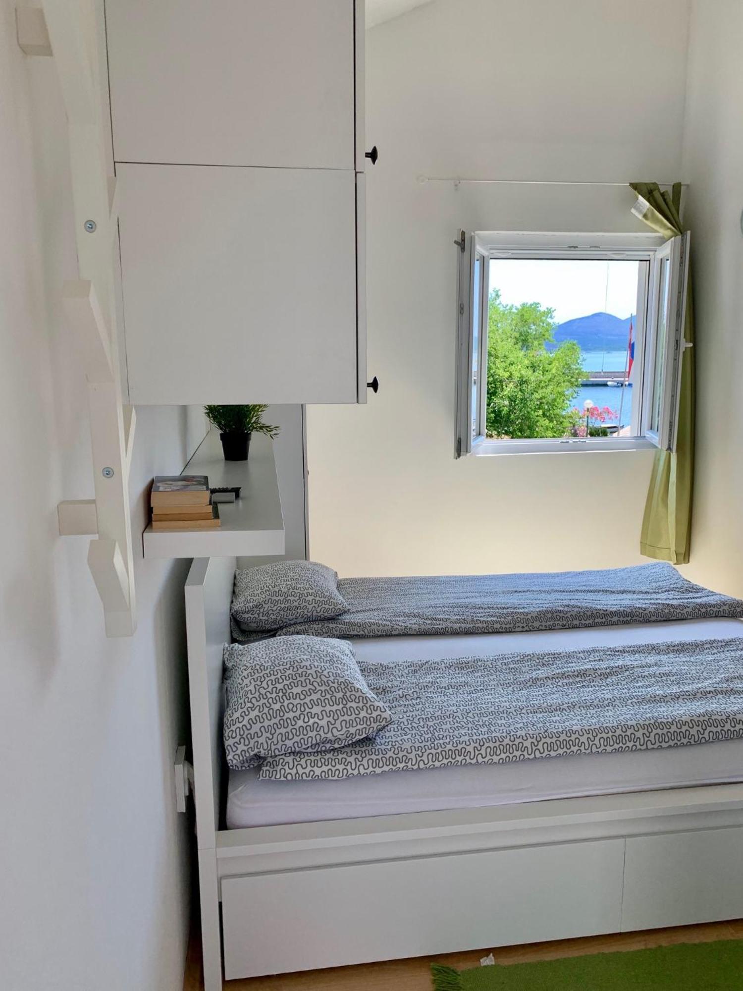 Raslina Apartment Bujas מראה חיצוני תמונה